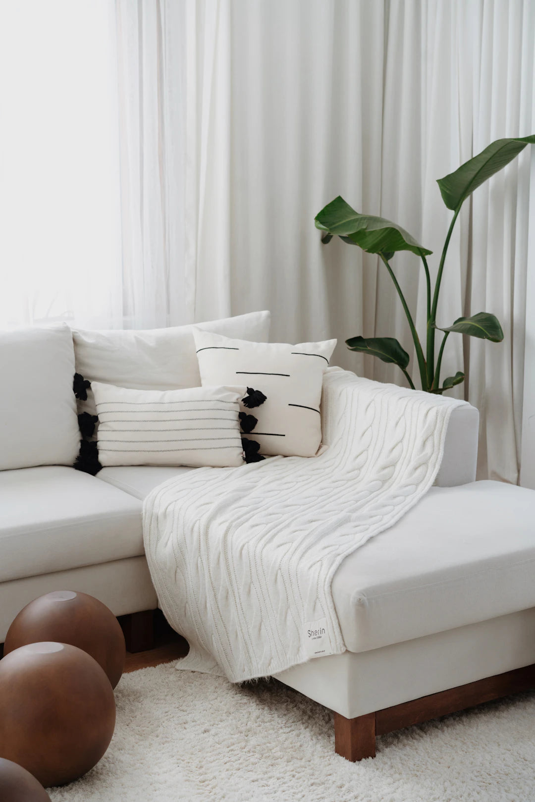 Space-Saving Sofa Beds with Storage for Stylish Living