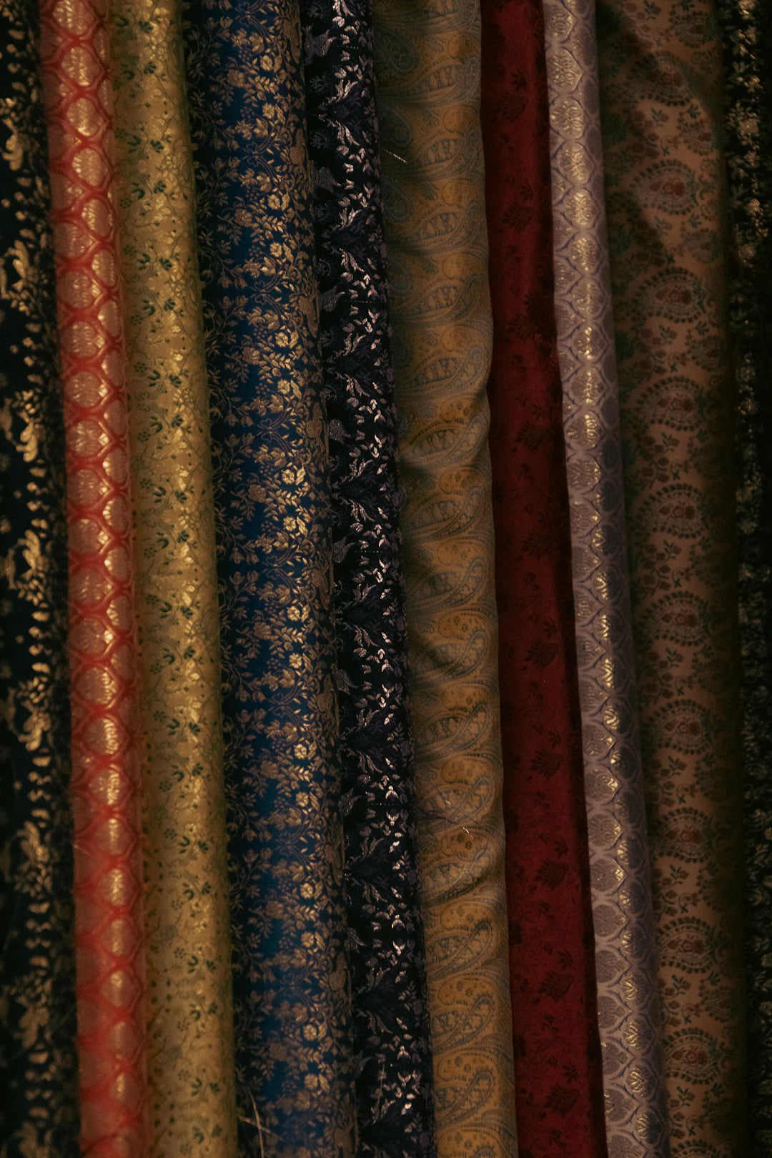 The Best Fabric Choices for Sofa Beds Durability vs. Aesthetics